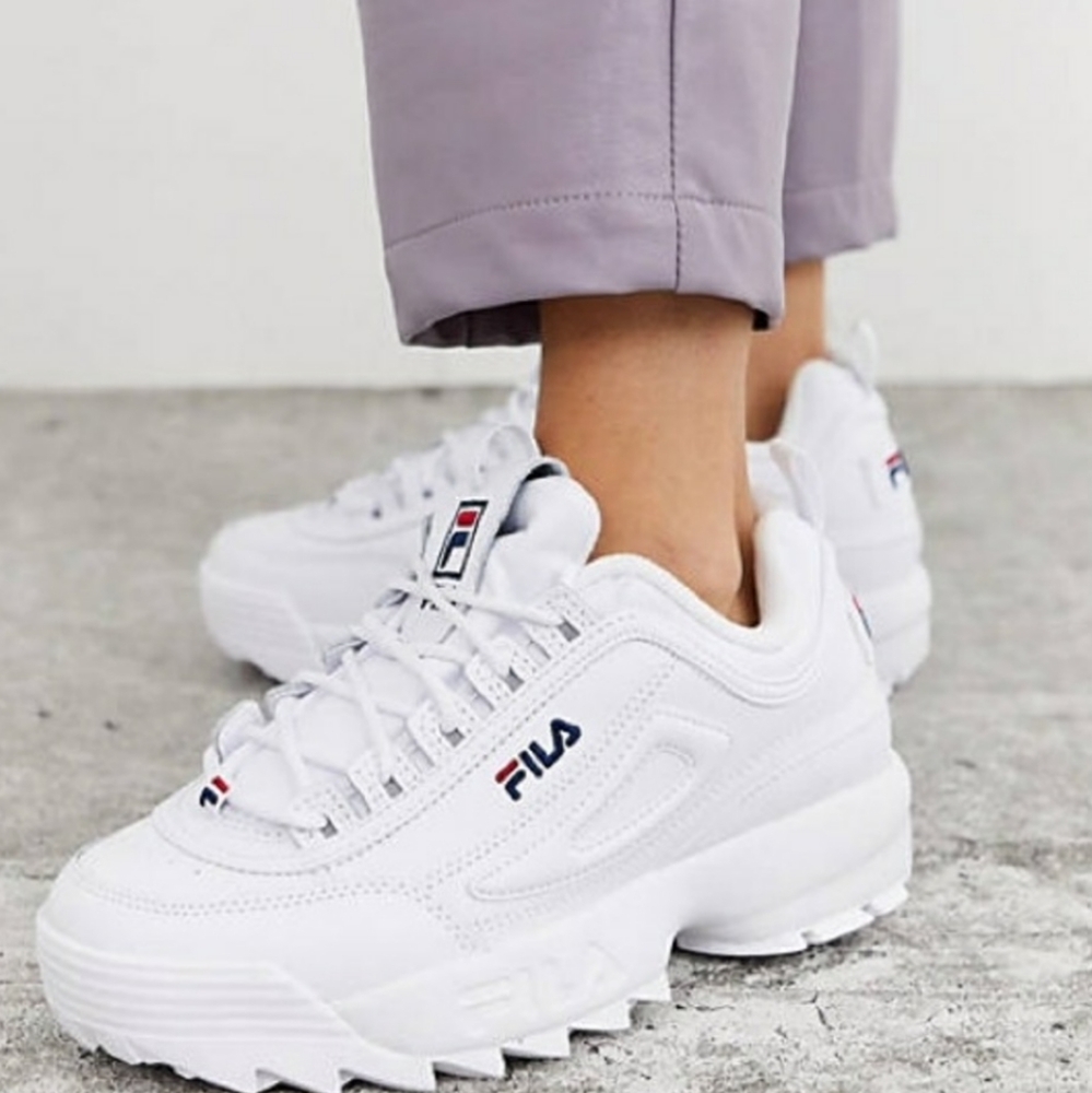 Fila Disruptor 2 Sneakers Big Girl Size 4